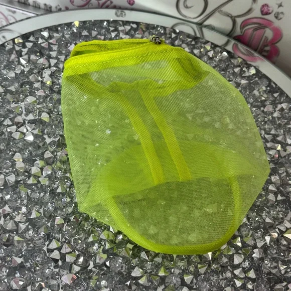 Deva curl bag mini Lime Green Mesh Tote Bag beach travel pouch zip up round - Picture 4 of 4